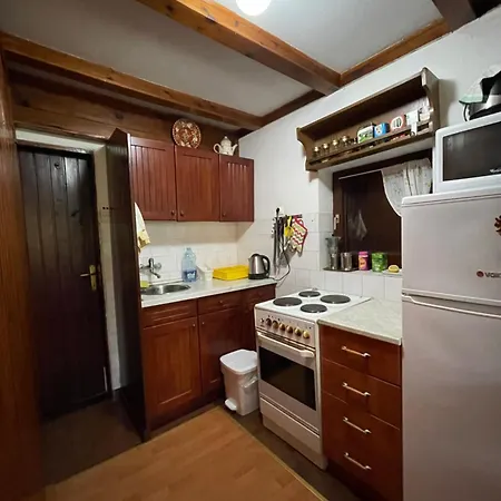 Planinska Kuca Kapetan Markovic Holiday home *