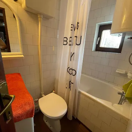 Planinska Kuca Kapetan Markovic Holiday home *